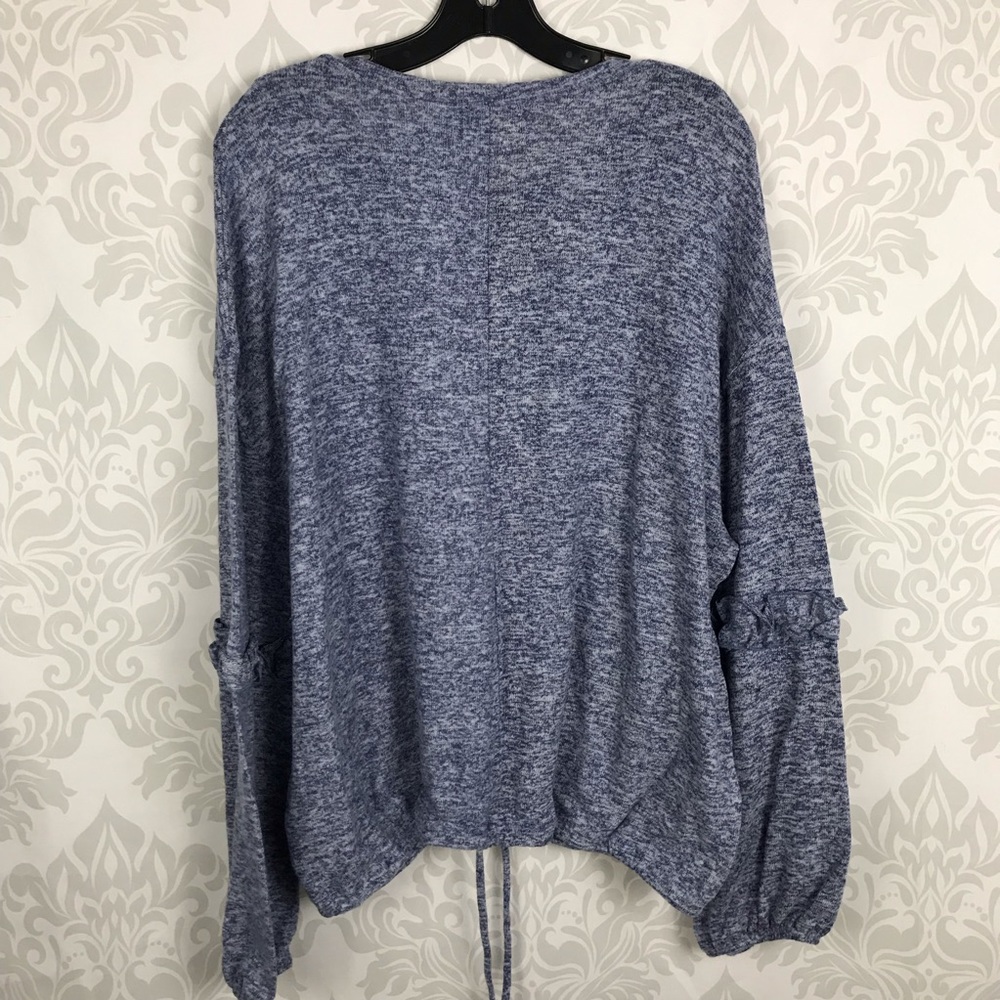 Amelia James Blue Heathered Pullover Watertown - Picture 3 of 7